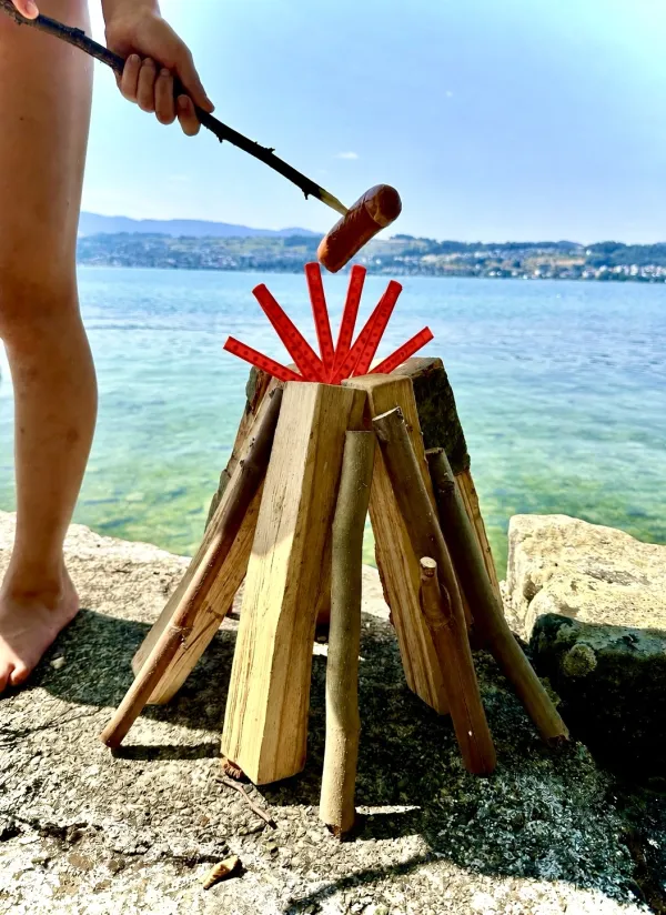 Wenn Feuer verboten ist, brennt die Kreativit&auml;t. (Von unserer Tochter Am&eacute;lie)
